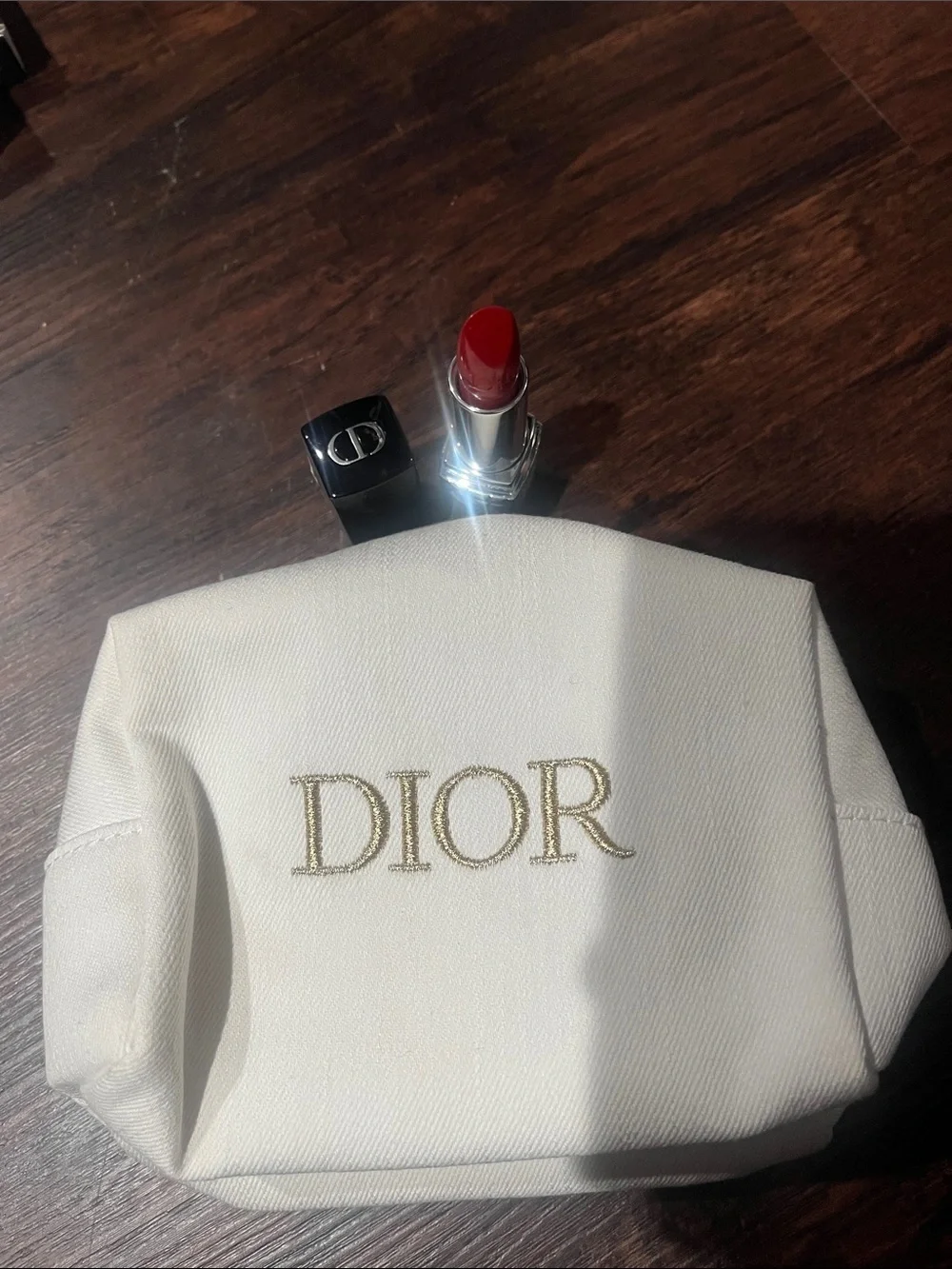 Christian Dior Rouge 762 Dioramour Metallic and makeup case-NEW